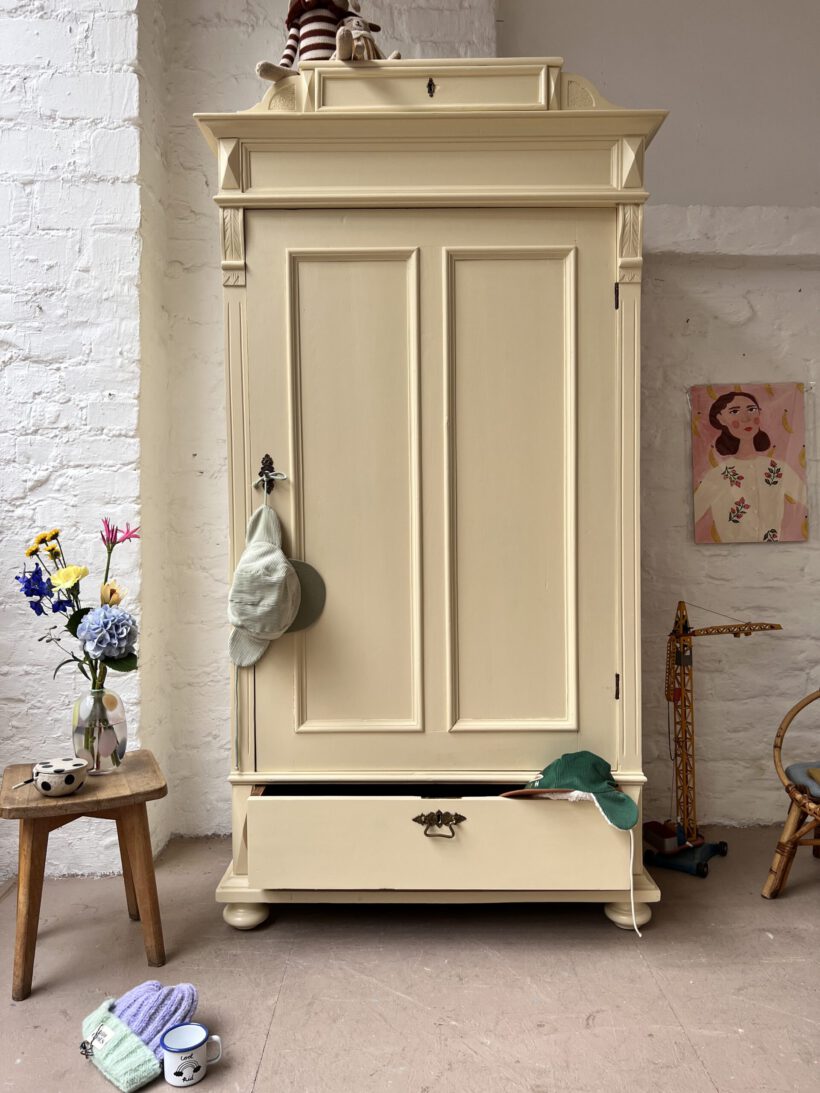 D5C860EF-8212-4970-BE49-DC9FF799A29C