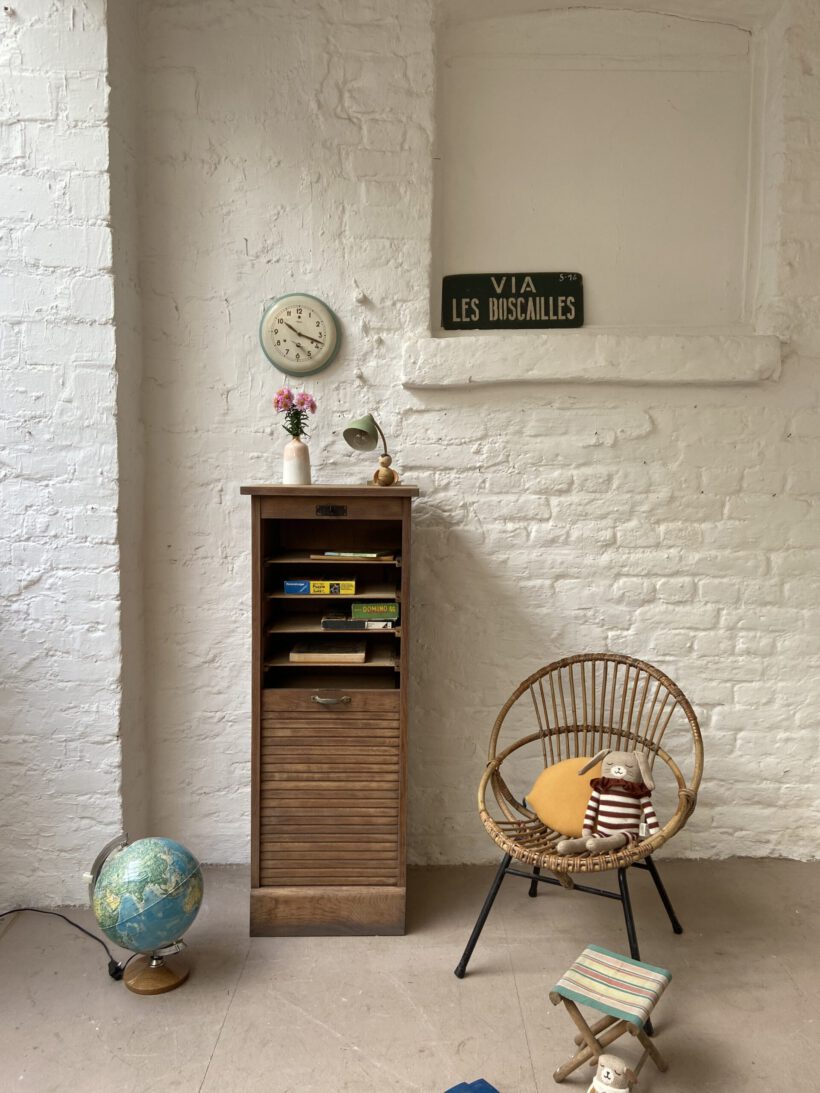 DFECF1A0-A1BA-4BF4-9962-CEF5D62B2619