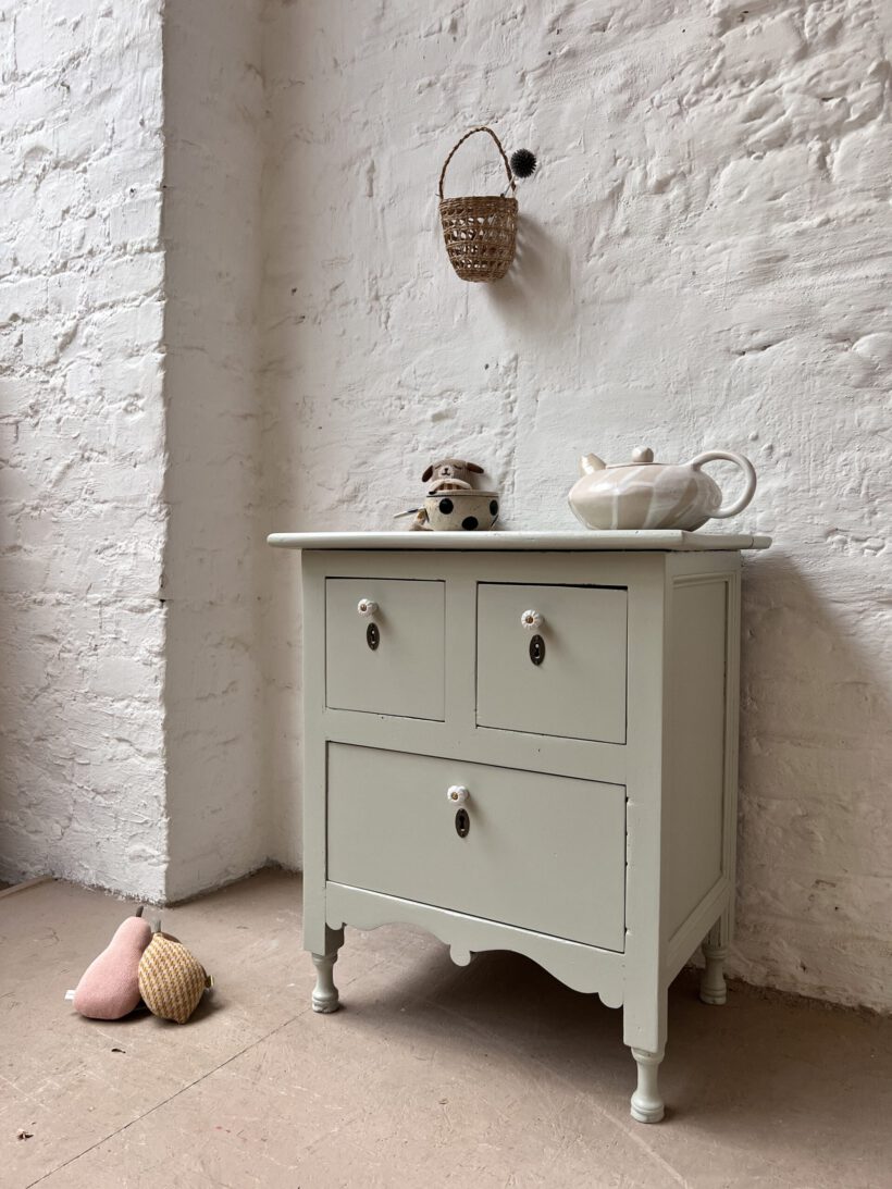 015AAF80-BD22-49F3-BA9F-1CF00DFE3B5E