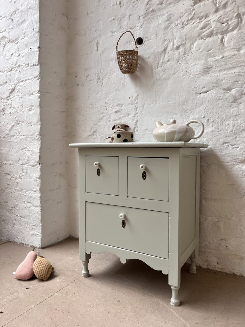 C76E0763-5DD8-4490-8D64-1F7323B91DC9