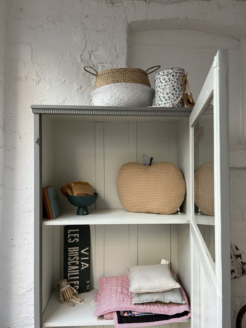 4A31D286-D465-4B30-94F3-C04AE70364C1