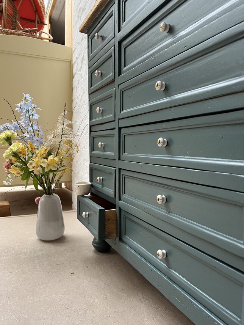 02CD8C9F-1907-4EBE-8993-79E7F3A63F40