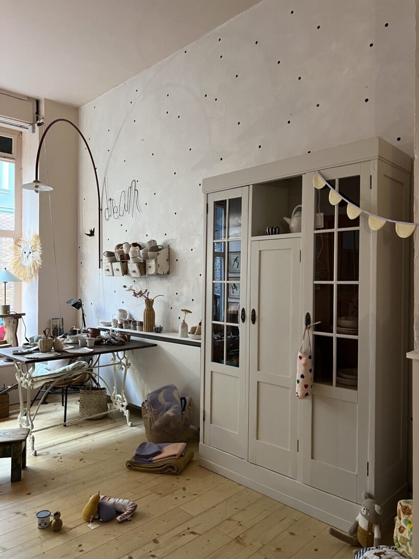 204ED680-2DD3-4EA3-9532-8D646FF4AB96