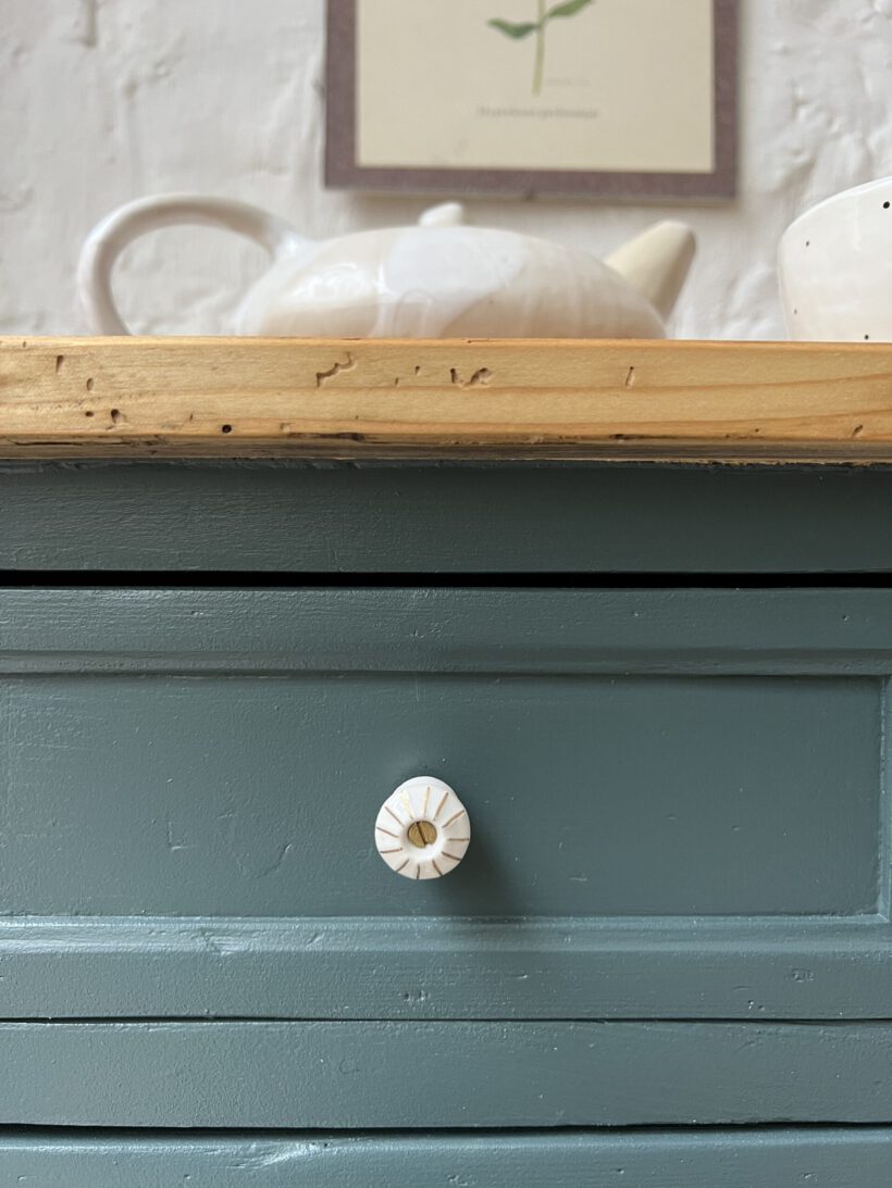 8310BA3E-09B5-442D-B579-FCCFA69E4378