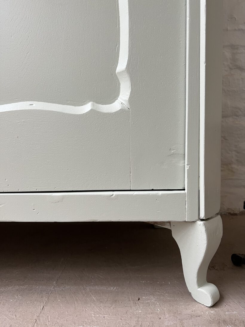 CF1F81D4-2607-453A-B01B-C457D1764E65