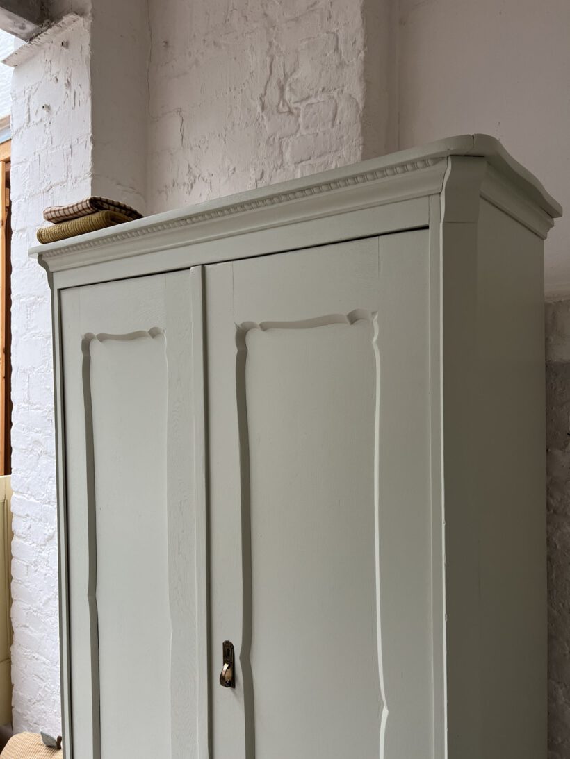 EABAAF22-AEFA-4987-891C-DD74E4EB46D3