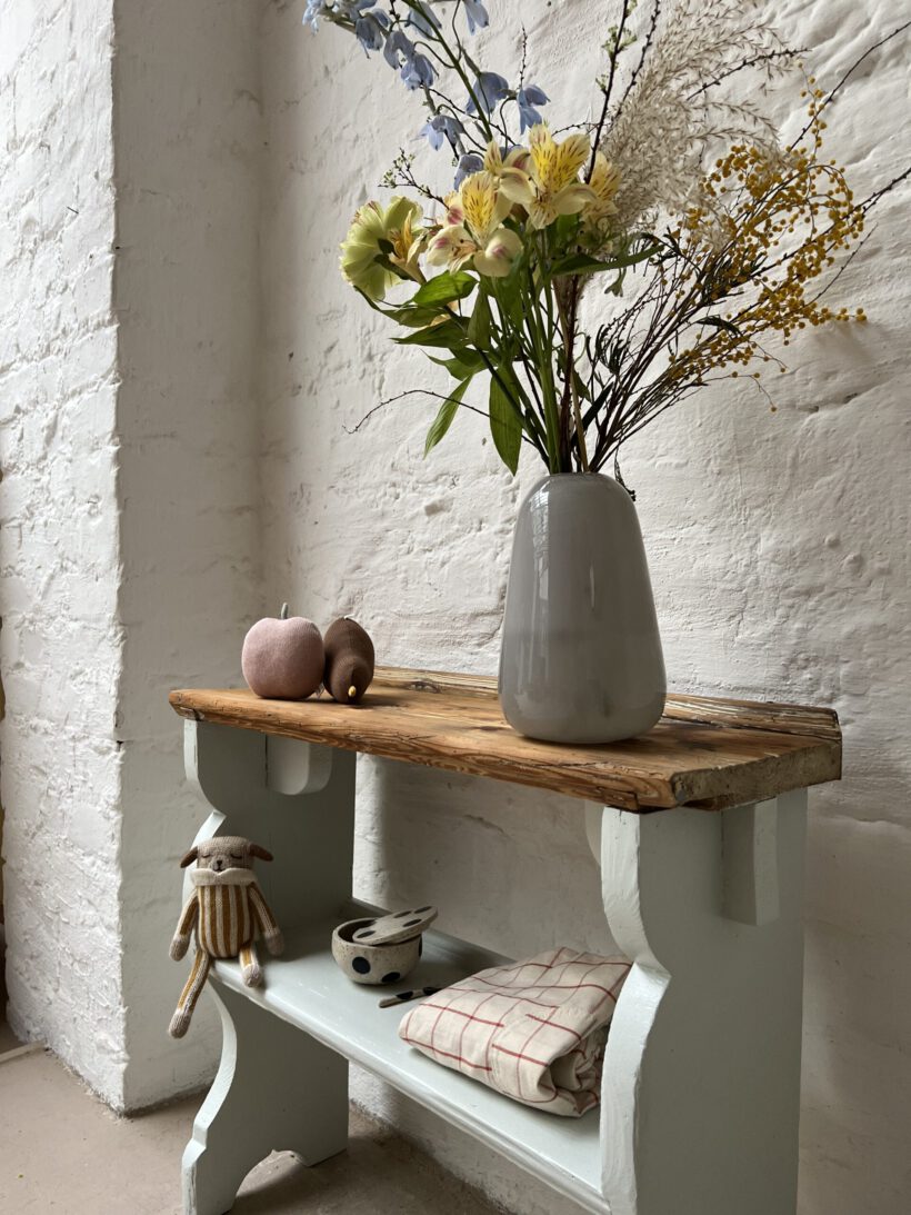 9CE468F8-C6DE-4858-AD6C-8DB2AFF813D8