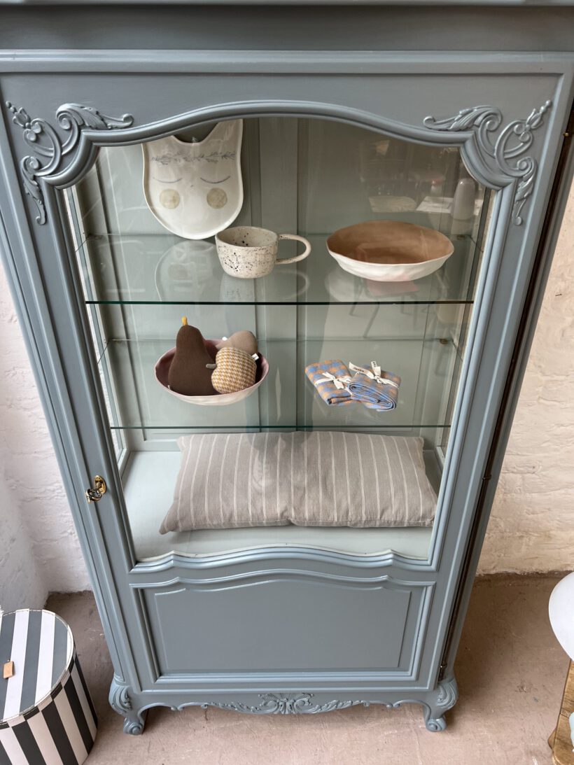 FBCD4DA8-2DF3-433F-A0F8-E5888A219425