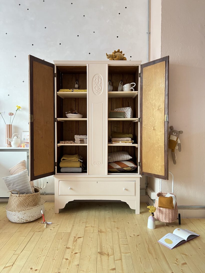 14154EAB-7715-434F-85D4-1A747BEFD89D