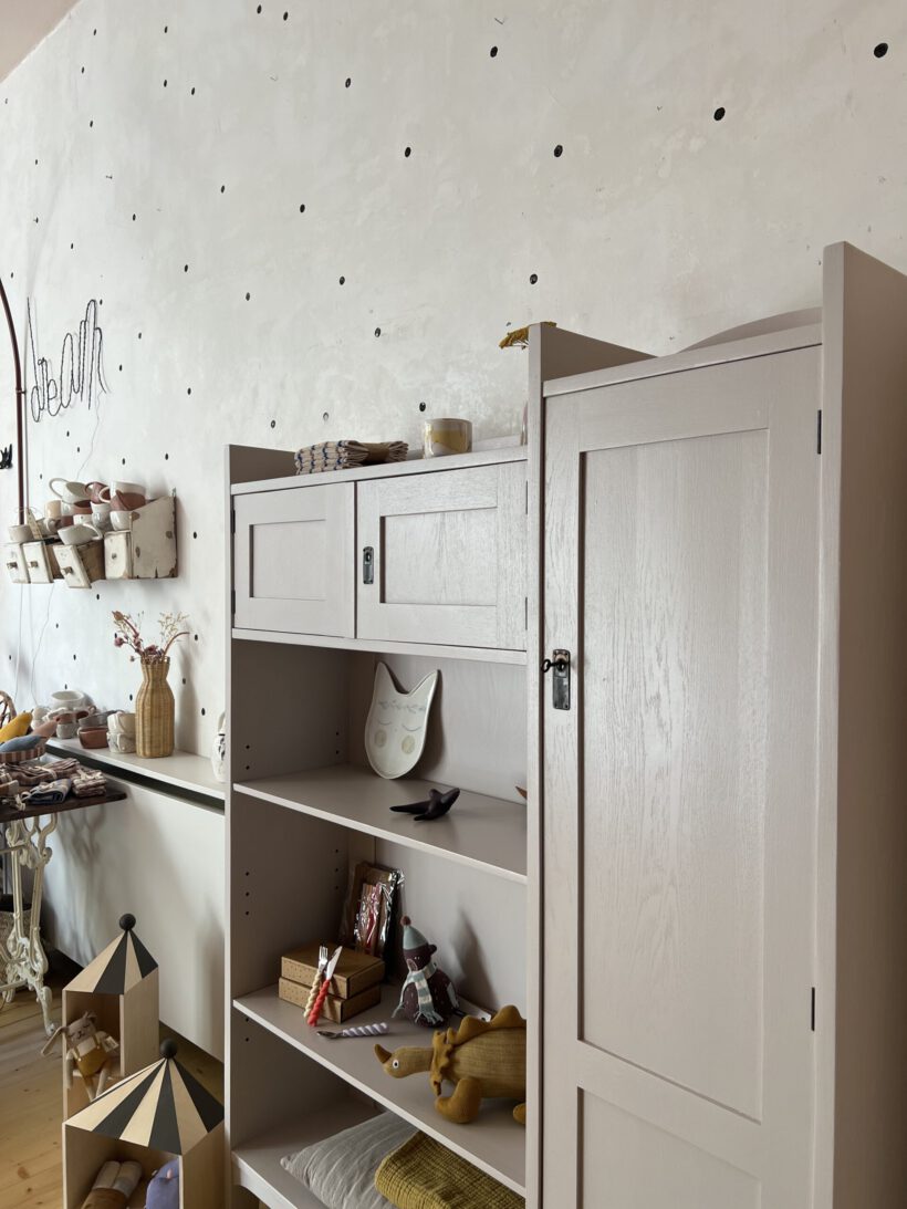 3884A4FC-5F45-47D7-9E56-20C12D812141