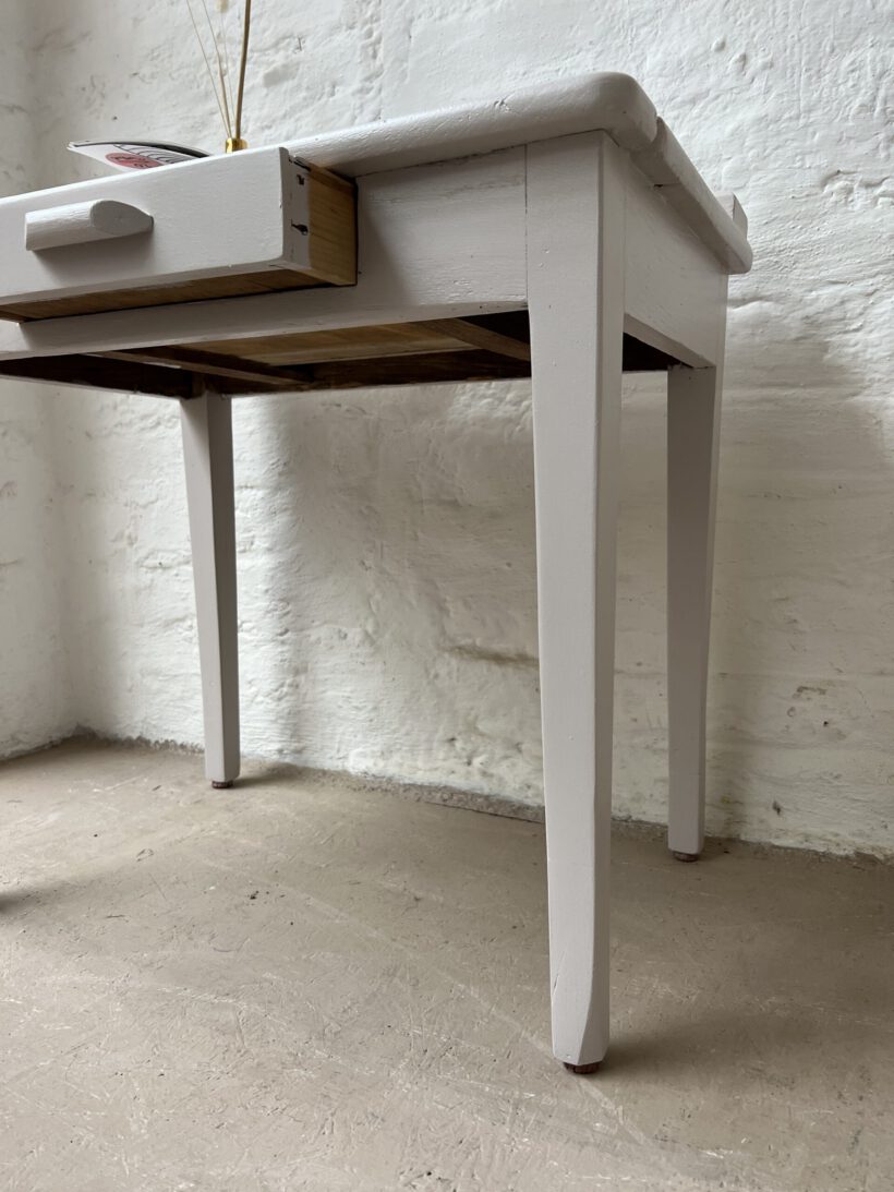 E17AE610-2002-4330-9B8E-3CB8CE604B53