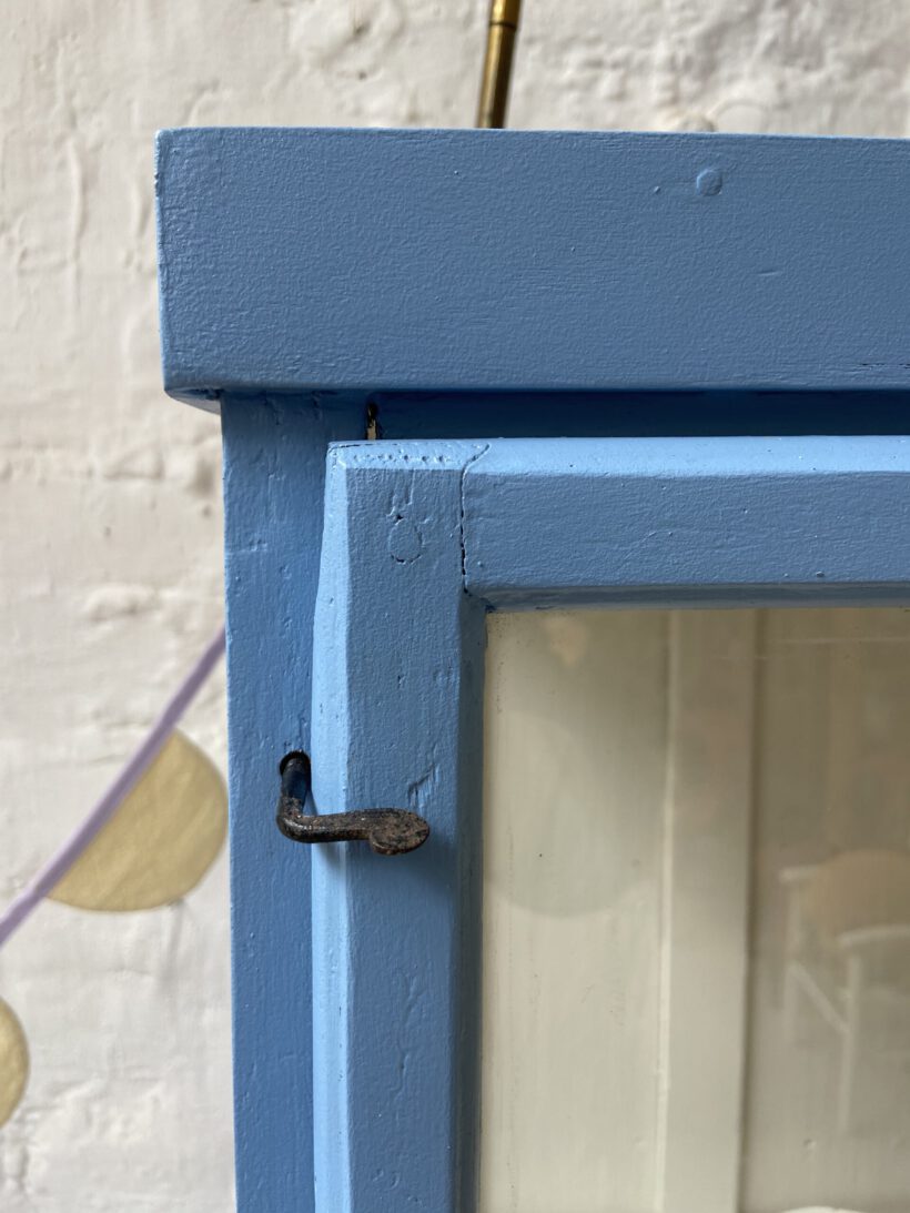 F59E166E-995B-465E-A9E2-EB2913F3B438