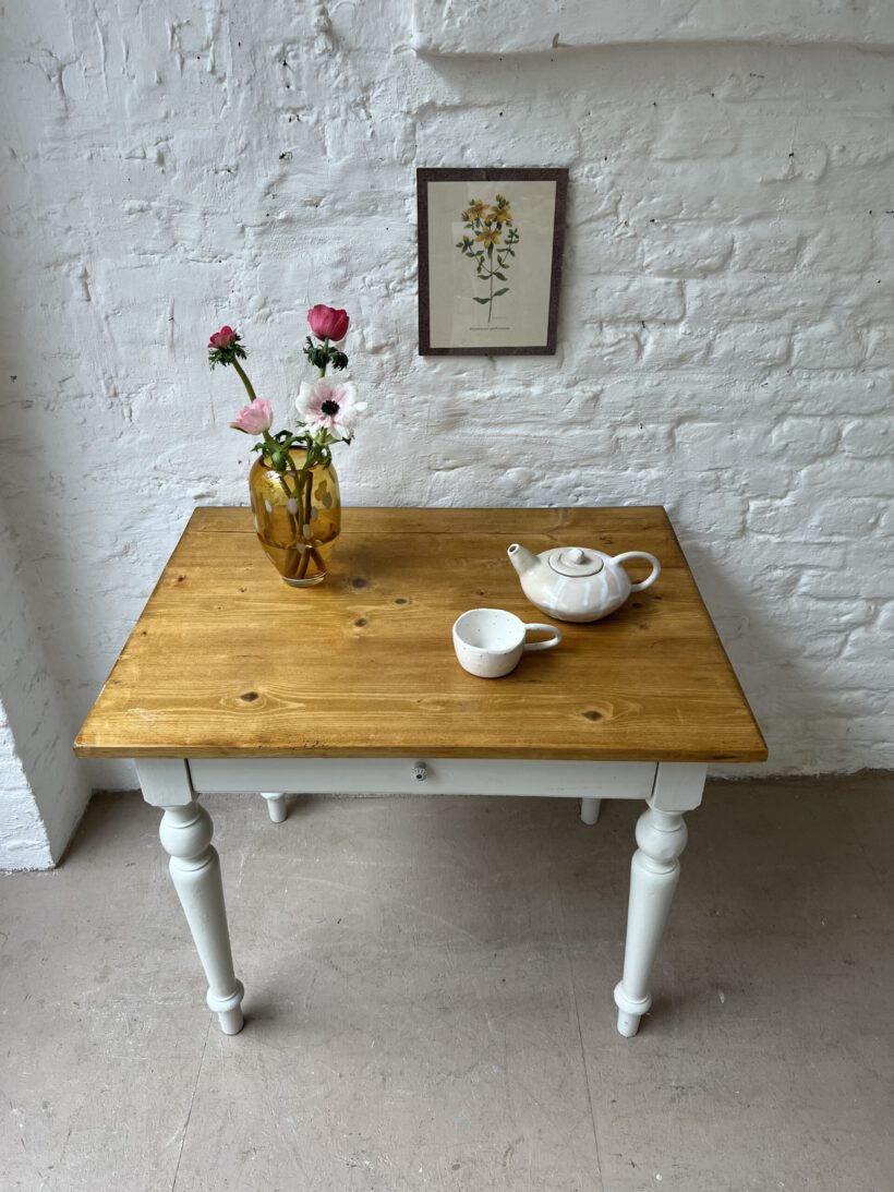 842B4C2B-6F92-4025-872E-8E8229DE304A