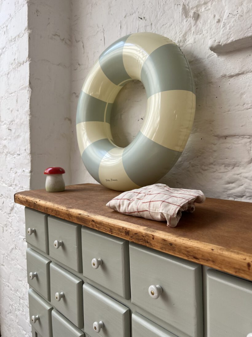 75D902C3-F866-465B-BC1A-EB98E97611A0