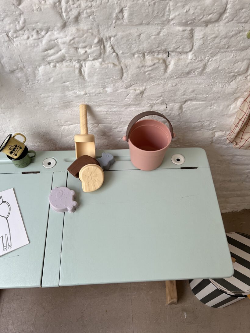 8285ADFC-7382-490E-9316-41EC8000255C