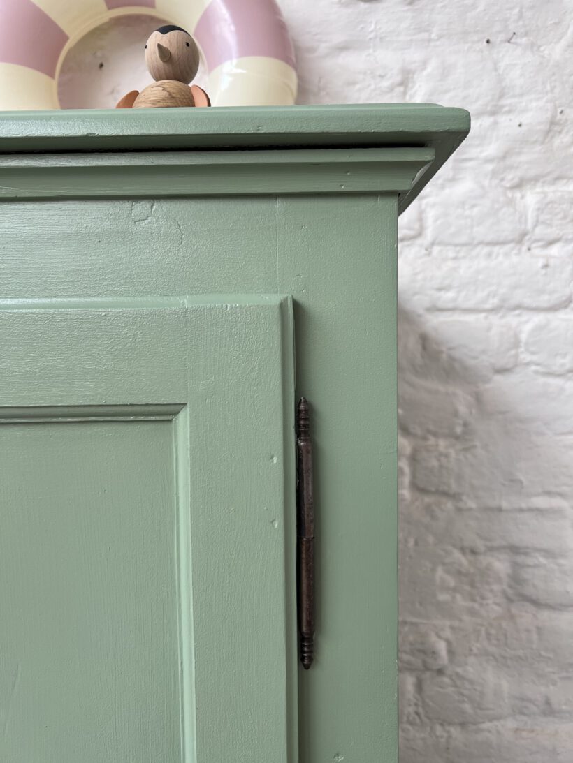 DD09EF15-1EE7-4F39-8C51-7B56C73AA060