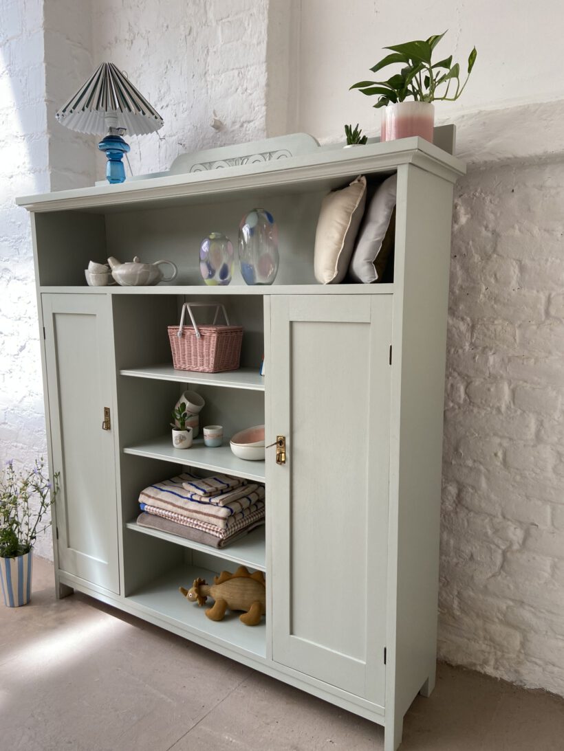 D5E53FF0-D62D-4C9D-99A1-0C02D565B2A0