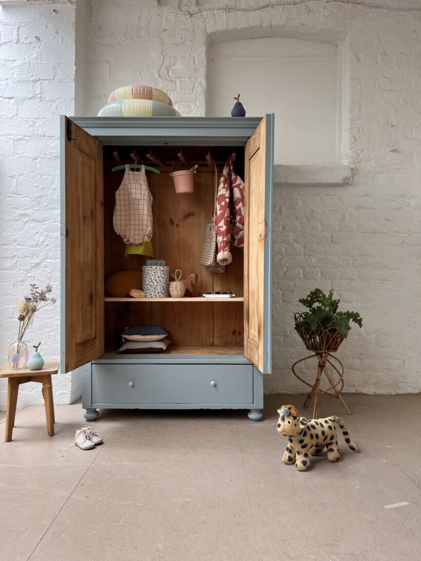 E2A9DF52-2AFB-4265-BA48-2C0347FD36EC