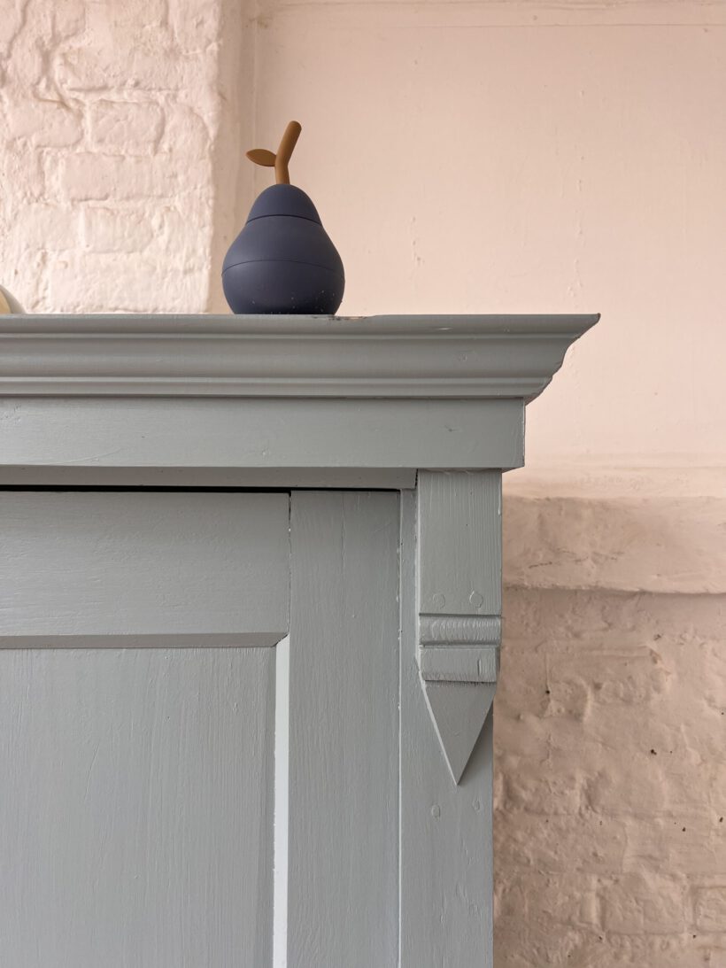 FAA70701-A877-4597-B9FB-72D8A3DE45EE