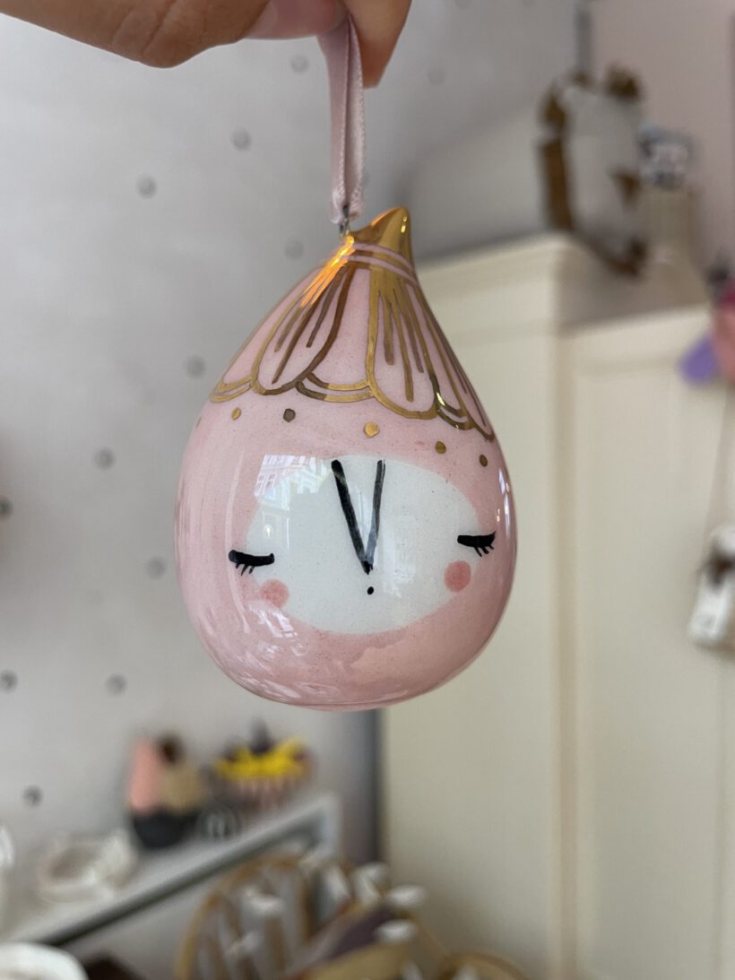 E7FB9A81-0582-4A5D-B0AE-0EC5EDF0B2CF