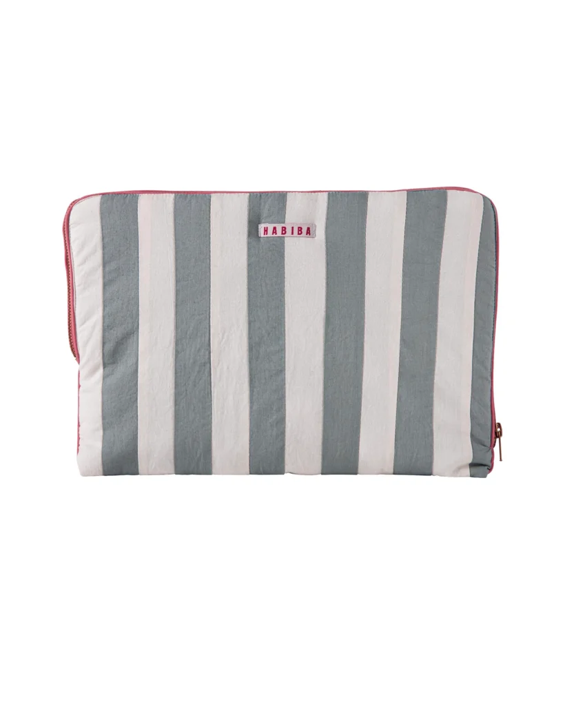 37BF911A-56B8-44BD-AFF7-A5CF04D22CA8